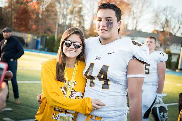 football_nepsac16_wkl_4634