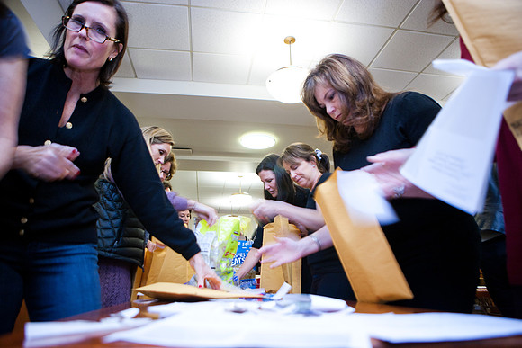 alum_carepackages_mkras_0041