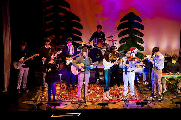 holidayconcert24_us_ah_0453