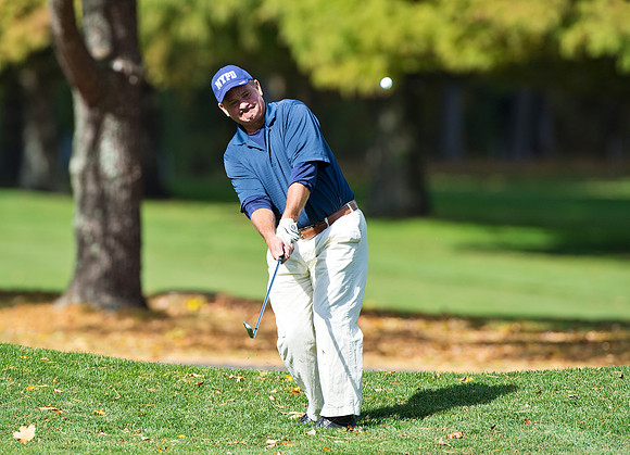 hc15_alumnigolf_dburns_0203