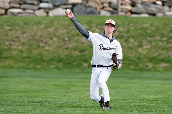 baseball_jv_2022-04-19_dburns1_6031