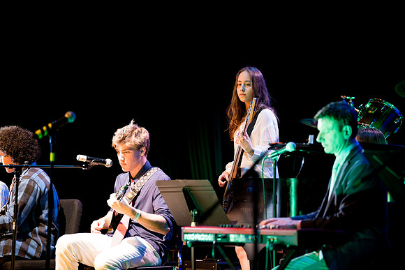holidayconcert24_us_ah_0320