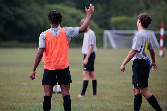 randolphvt2223_tripsoccerpre_scrimmage_bdf2_9158