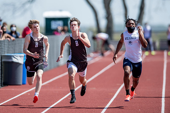 trackfield_2021-04-24_dburns_1919
