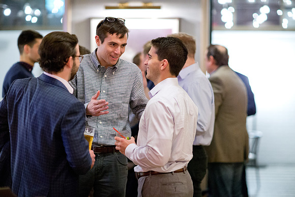 alumni_nyc_happyhr19_mkras_0006