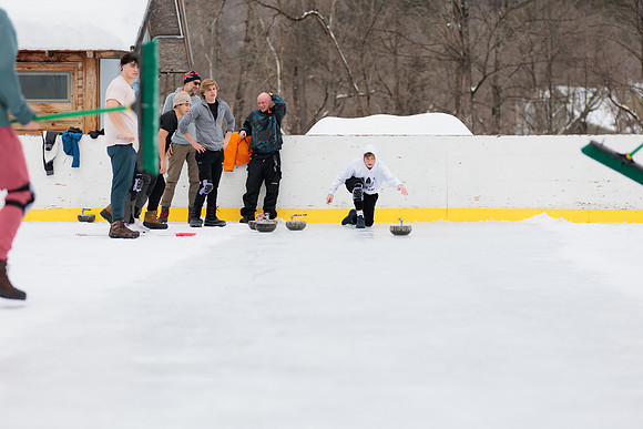 randolphvt2122_trip07_curling_bdf_0627