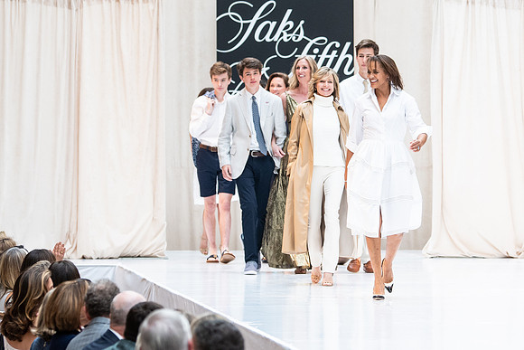 fashionshow19_runway_wkl_1601