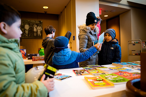 alumni_adc_toydrive24_horizons_ah_0036