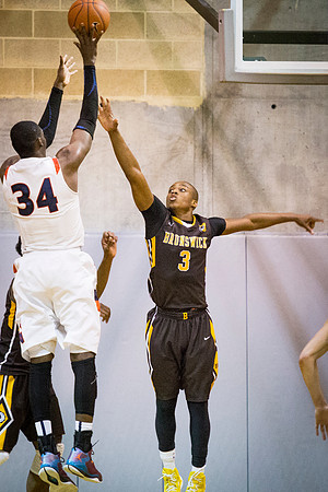 basketball_2015-02-25_playoffs_wkl_3001