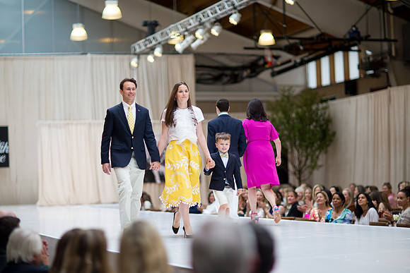 fashionshow19_runway_mk_0344