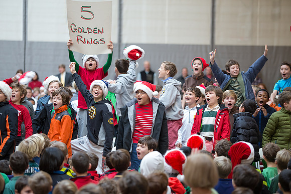 holidayassembly_all_jfess_3322