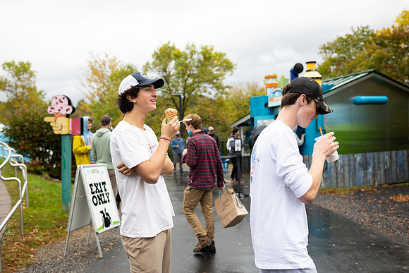 randolphvt2122_trip01_benjerrys_bdf_7615
