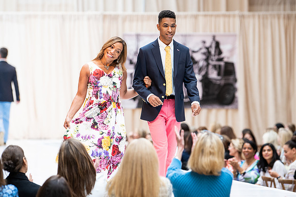 fashionshow19_runway_wkl_1523