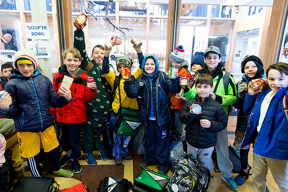 souperbowl_fooddrive_ls_mkras_0059