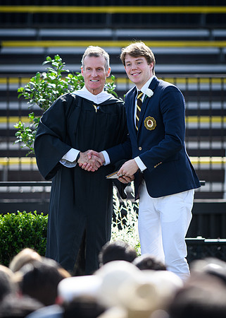 graduation22_diplomas_wkl_0540