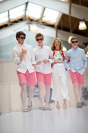 fashionshow19_runway_mk_0366