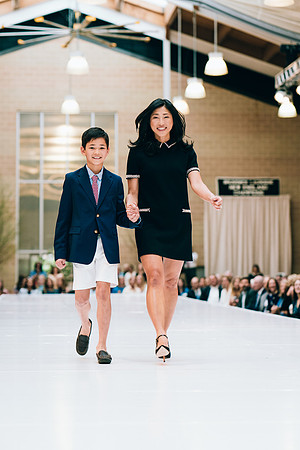 fashionshow19_runway_jk_1975