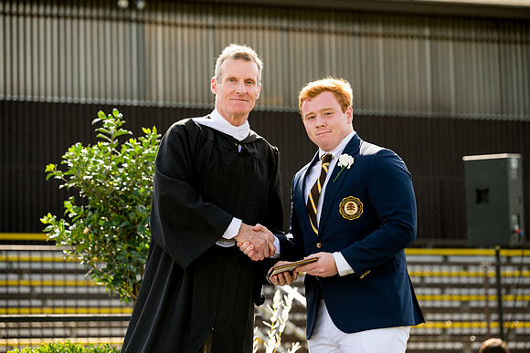 graduation22_diplomas_ah_0203