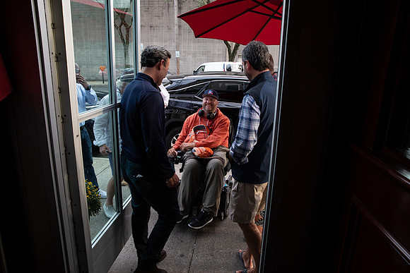 alumni_jannekouri_ride4paralyis_happyhour_gh_0002