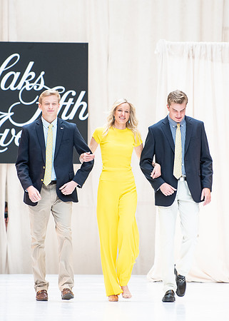 fashionshow19_runway_wkl_1251