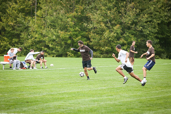 alumni_soccer_3430