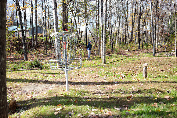 randolphvt1819_trip03_discgolf_bdf_1057