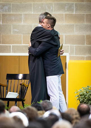 graduation19_wkl1_9597