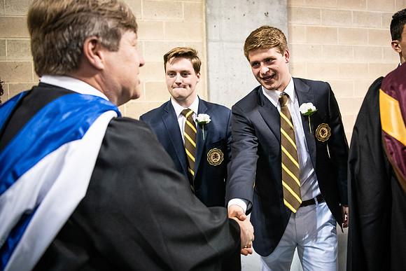 graduation19_wkl1_8651