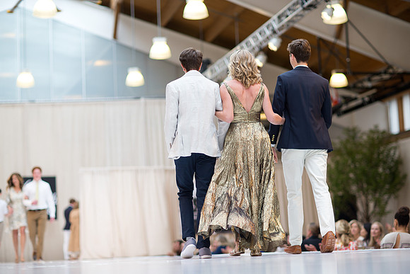 fashionshow19_runway_mk_0159