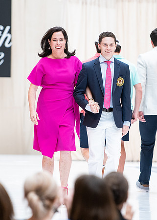 fashionshow19_runway_wkl_1316