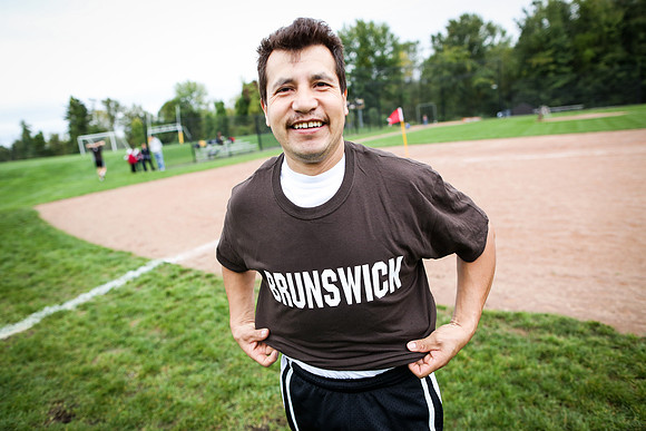 alumni_soccer_3375
