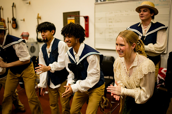 hmspinafore_springmusical25_sat1_us_ah_0057
