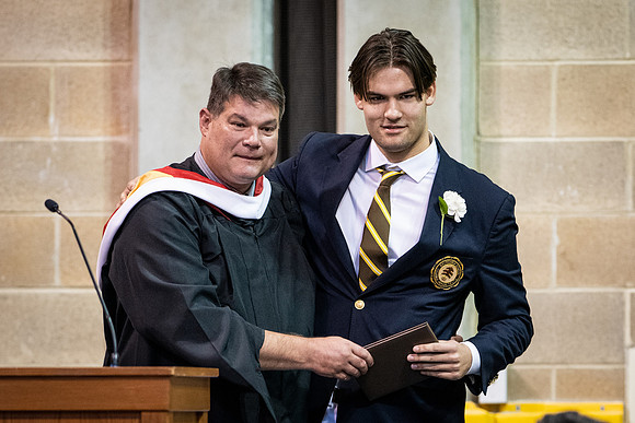 graduation19_wkl1_9776