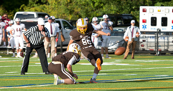 football_2015-09-26_dburns_3316