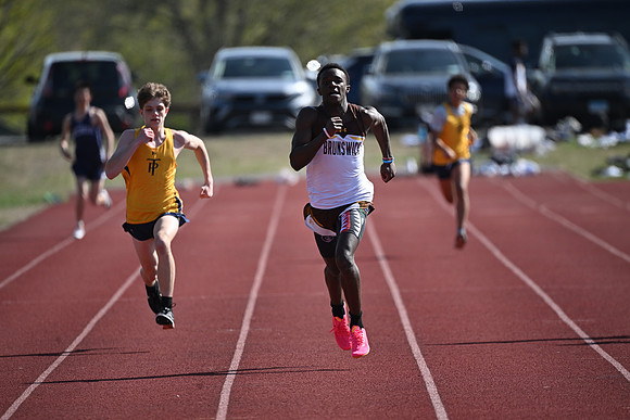 trackfield_2025-04-23_cp_3468