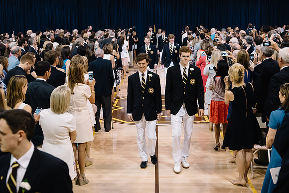 graduation16_hp_9920