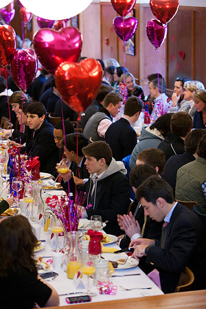 seniors_motherson_bfast_mkras_0087