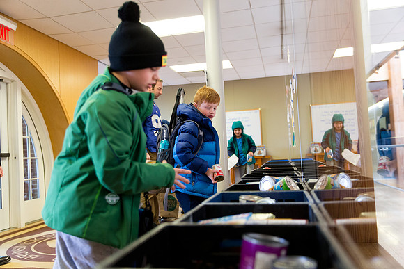 souperbowl_fooddrive_ls_mkras_0034