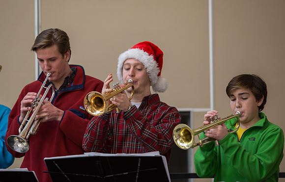 holiday_assembly_jfess_0016