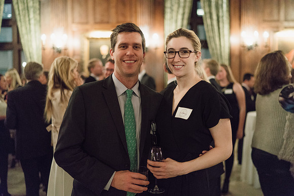 alumni_holidayparty16_jk_5224