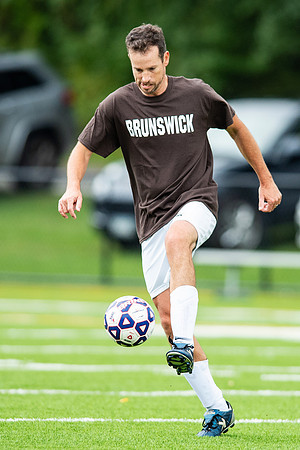 hc18_alumni_soccer_dburns_5042