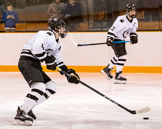 hockey_2018-12-08_dburns_2813