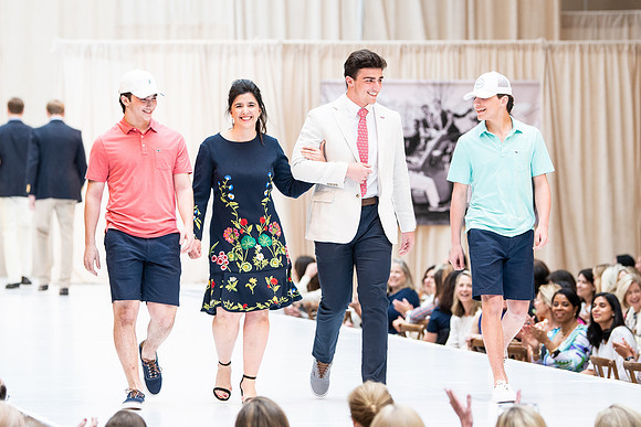 fashionshow19_runway_wkl_1294