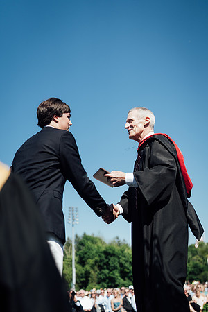 graduation24_diploma_jk_3531