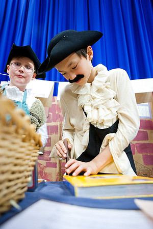 colonialday_parents_mkars_0111