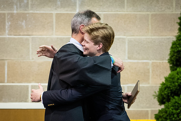 graduation19_wkl1_9964