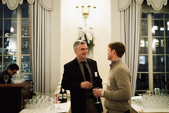 alumni_holidayparty19_jk_2491