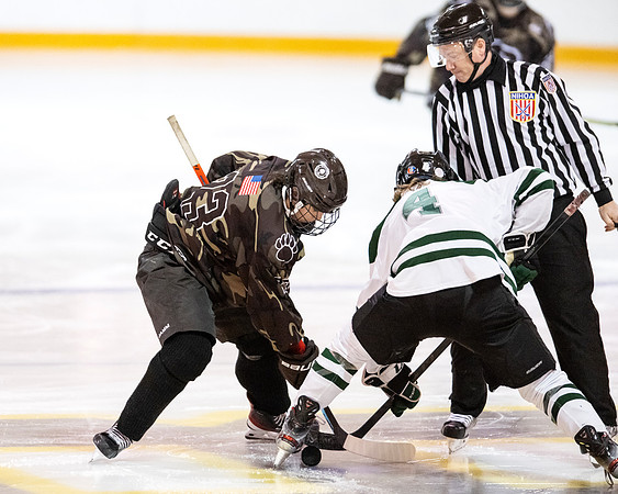hockey_2022-01-21_dburns_0551