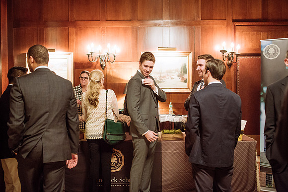 alumni_holiday14_jk_7388