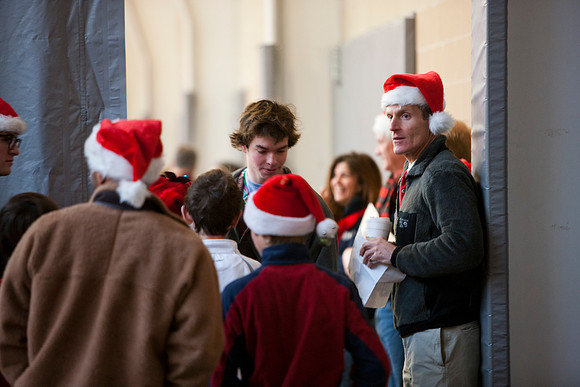 holidayassembly_all_mkras_9498